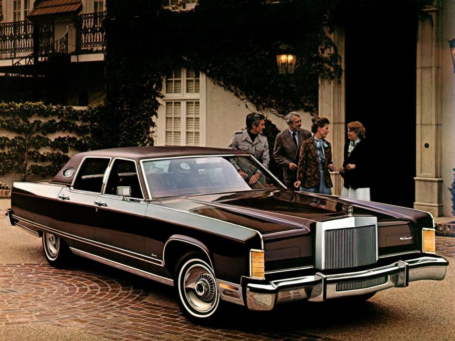  Lincoln Continental Town Car 1976 года  (фото 7 из 21)